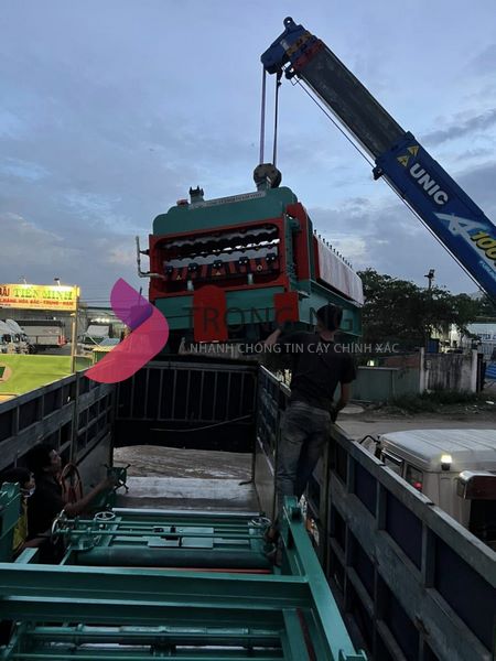 Tiết kiệm công sức khi chuyển hàng hóa với dịch vụ thuê xe vận tải