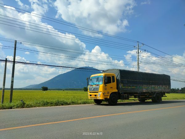 Trọng Nghĩa chở hàng đi Huế - Đà Nẵng - Quảng Nam